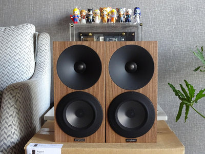 sens117 一對使用不到一個月的 Amphion Argon 1書架喇叭(原木色)