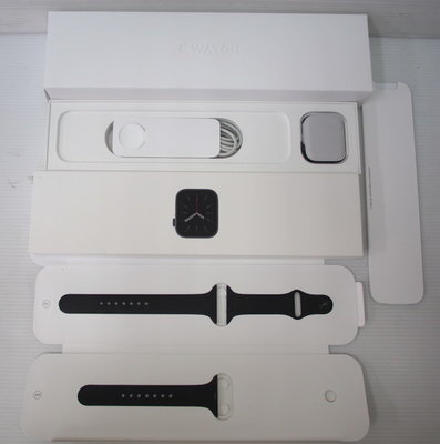 [崴勝3C] 二手 Apple Watch Series 6 (GPS) 44mm 黑色錶帶(M00H3TA/A) S6