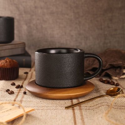 【熱賣下殺】歐式輕奢陶瓷咖啡杯配底座黑色磨砂馬克杯配勺簡約創意