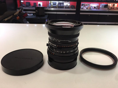 【日光徠卡相機台中】哈蘇 Hasselblad CF 40mm f4 + 93uv 中片幅120鏡頭 二手 中古