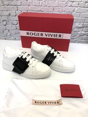 ［4real］Roger Vivier 方釦運動鞋