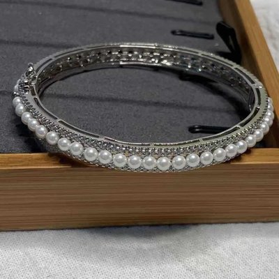 100％原廠代購 摩納哥apm monaco新品法式雙圈珍珠手鐲優雅氣質排鉆夾珍珠浪漫輕奢手環