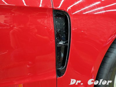Dr. Color 玩色專業汽車包膜 Porsche Panamera 4 細紋自體修復透明犀牛皮_前葉飾板/門碗/尾翼
