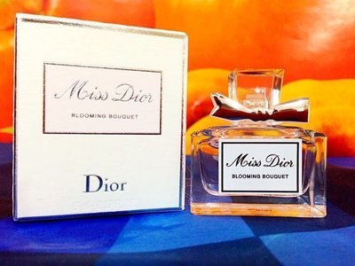 ☆享受寵愛☆DIOR Miss Dior BlOOMING BOUQUET 花漾迪奧淡香水5ml 小樣盒裝