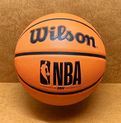 ✩Pair✩ Wilson籃球 室外橡膠球 NBA DRV系列 橘球  WTB9300XB07001 7號球 觸感佳