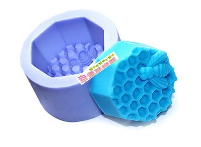 幸運草樂園~蜜蜂蜂巢蜂蜜皂模具-超立體 蛋糕模/手工皂模/巧克力模/蠟燭模-食品級環保矽膠模