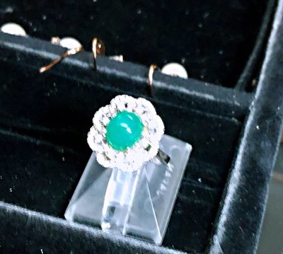 愛琴海珠寶～冰種放光台灣藍寶1.26克拉銀白K戒指～給保證書～開幕特輯價另有墜子