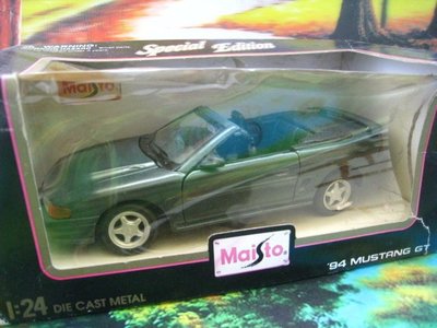 1/24 Ford Mustang GT Convertible 1994 墨綠 $$$〈 Maisto 〉