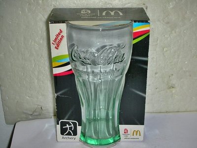 L皮.(企業寶寶玩偶娃娃)全新附盒2008年麥當勞發行北京奧運可口可樂(Coca Cola)紀念杯-射箭!