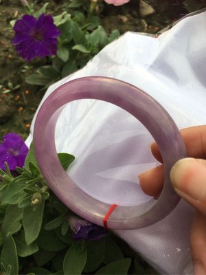 A+天然紫羅蘭 翡翠玉鐲～窄版～《瑞紫4款》～手圍19號（舒服），手圍19.5號（合手），內徑60mm寬15厚7mm，紫翡翠手鐲、紫羅蘭玉手環～｛熊寶貝珠寶｝～
