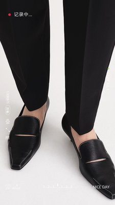 【熱賣精選】Toteme23新款尖頭貓跟單鞋復古中跟鏤空百搭通勤ol工作鞋女