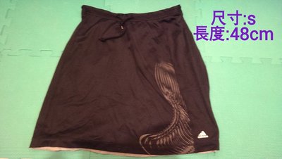 魯魯米二手屋~ adidas 愛迪達黑色運動服 運動短裙. C10