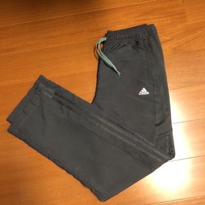 （Size M) Adidas Climacool 三線灰色防風長褲 （褲2）