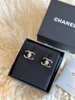 現貨 香奈兒 Chanel logo 字母 超美 爆款 耳釘 耳環 購買證明
