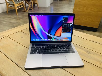 台中 2018年 全新電池 MacBook Pro 13吋 i7 (2.7) 16G 512G 英文鍵盤 太空灰 灰色