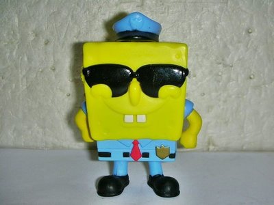 S1.(企業寶寶玩偶娃娃)全新少見2012年麥當勞發行海綿寶寶警察造型公仔!--值得收藏!