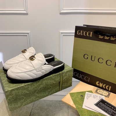高品質 全套包裝+紙箱Gucci~~最新熱賣半拖款樂福鞋高端，一款經典之作羊皮菱格面料，羊皮內里羊毛內里TPNO16495