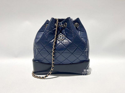 B5120 Chanel 藍色菱格拼黑底小號流浪後背包 A94485 (遠麗精品 台北店)