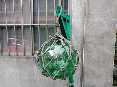 庄腳柑仔店~早期大顆氣泡玻璃浮球B~尺寸:徑約29公分