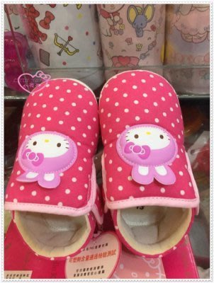♥小公主日本精品♥Hello Kitty 繽紛學齡前涼鞋小朋友拖鞋嬰兒學步鞋 11-13號 713502出清13號399
