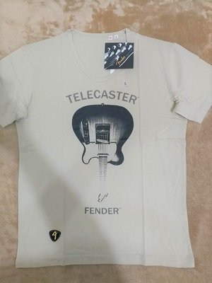 UNIQLO x Fender Telecaster Guitar 電吉他 淺咖啡色 印花 T 恤 UT