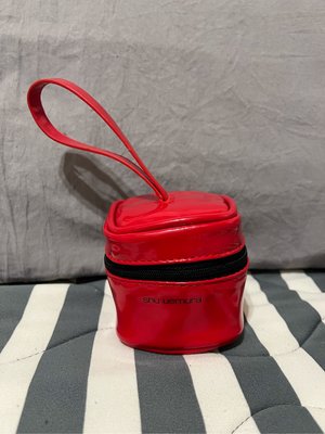 Shu uemura植村秀紅色漆皮化妝包/55刷收納包 紅色亮面小包 限量 零刷痕小手提包