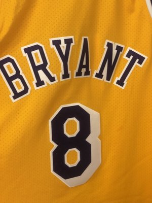 XL全新 NBA 洛杉磯 湖人隊 KOBE BRYANT 退休 60分 小飛俠 柯比 經典主場黃球衣 球員版