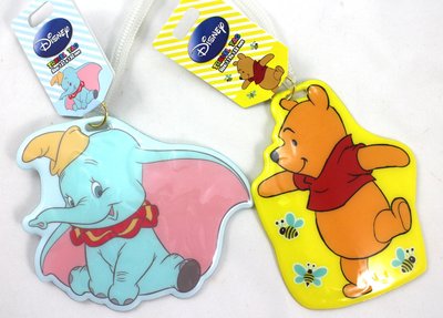 【卡漫迷】 Disney 行李 吊牌 二款選一 ㊣版 維尼熊 Winnie Pooh Dumbo 大象 掛牌 伸縮 L2