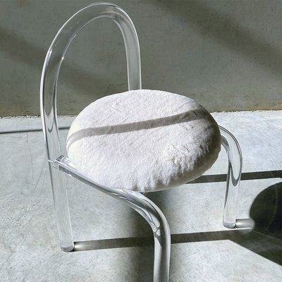 特賣- ins透明椅子亞克力水晶化妝椅輕奢休閑椅設計師餐椅網紅拍照道具