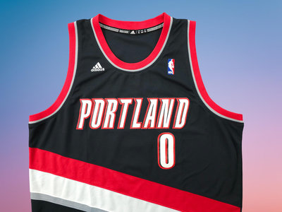 ADIDAS NBA 波特蘭拓荒者 Damian Lillard 電繡版 球衣 (XL) (一元起標 無底價)