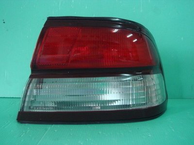 小傑車燈精品-全新 NISSAN CEFIRO A32 96 97 年 3.0CC 原廠型 紅白 尾燈 一邊600元