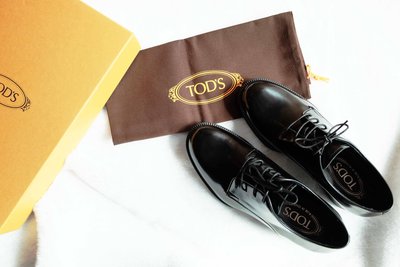 【現貨】Tod's 經典綁帶 牛津鞋