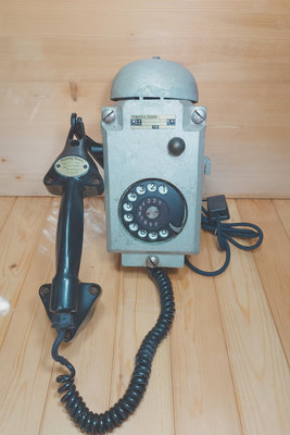 功能正常轉盤電話 早期電話 老電話 懷舊電話 古董電話 電話鐵牌 公用電話 公用電話機 手搖電話 公用電話燈箱