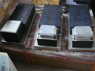 Jadis JA-200˙少一台˙二台電源˙可以單買,想要尋求另一部單聲道的機器。