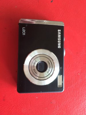 零件機三星數位相機L 201