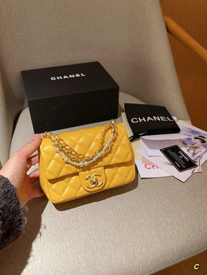 【二手包包】香奈兒Chanel24珍珠方胖子尺寸18×15×7 NO19634