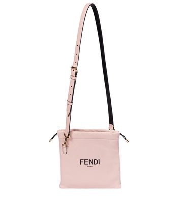 HJ國際精品館21春夏FENDI 8BT338 Pack Small leather shoulder bag