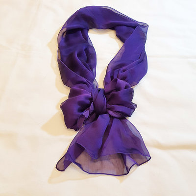 飄逸感素色，造型長紗巾。（紫色）