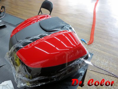 Dr. Color 玩色專業汽車包膜 Ducati Pikes Peak 細紋自體修復透明犀牛皮_尾箱