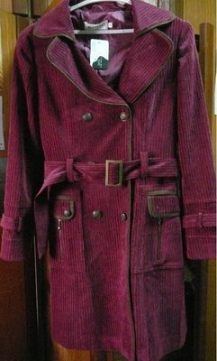 全新轉賣天母嚴選歐式時尚軍裝感絨質大衣外套*磚紅色