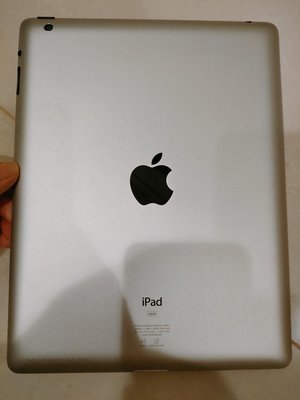 二手蘋果 Apple iPad 3 IPAD3 32G 銀色9成新無明顯刮痕 A1416父親節 最佳禮品 台中可約面交