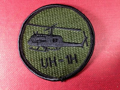 【布章。臂章】陸軍航空UH-1H直升機胸章徽章/布章 電繡 貼布 臂章 刺繡