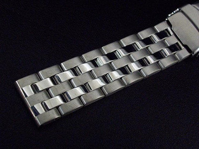 懦夫救星20mm實心不鏽鋼製錶帶搭配單折安全扣使您的手錶更MAN seiko oris bc3