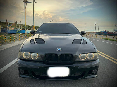 法克斯 BMW E39手工改開孔引擎蓋，CSL 後箱蓋 翹尾廂蓋  FRP 8000 碳纖維卡夢 20000