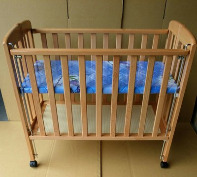 *童車王*全新 台灣製造 花旗松木 中床 兒童 嬰幼兒 中床 遊戲床 折合方便 折合 嬰兒床（有現貨）