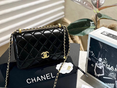 【二手包包】皮 雙金球 Chanel 雙金球 Woc 鏈條包 Chanel 香奈兒 新品 發財包 專柜走秀款NO39240