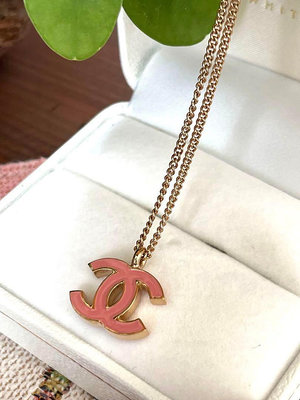 Chanel vintage香奈兒復古粉色琺瑯cc標誌金色項鍊 項鏈