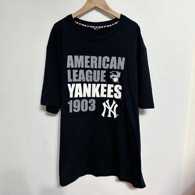 CORNER : MLB NEW YORK YANKEES 紐約洋基 短袖T恤