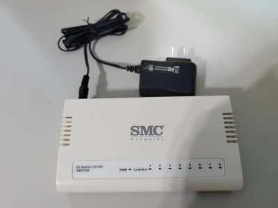 SMC SMCFS8 8 port 10/100 switch