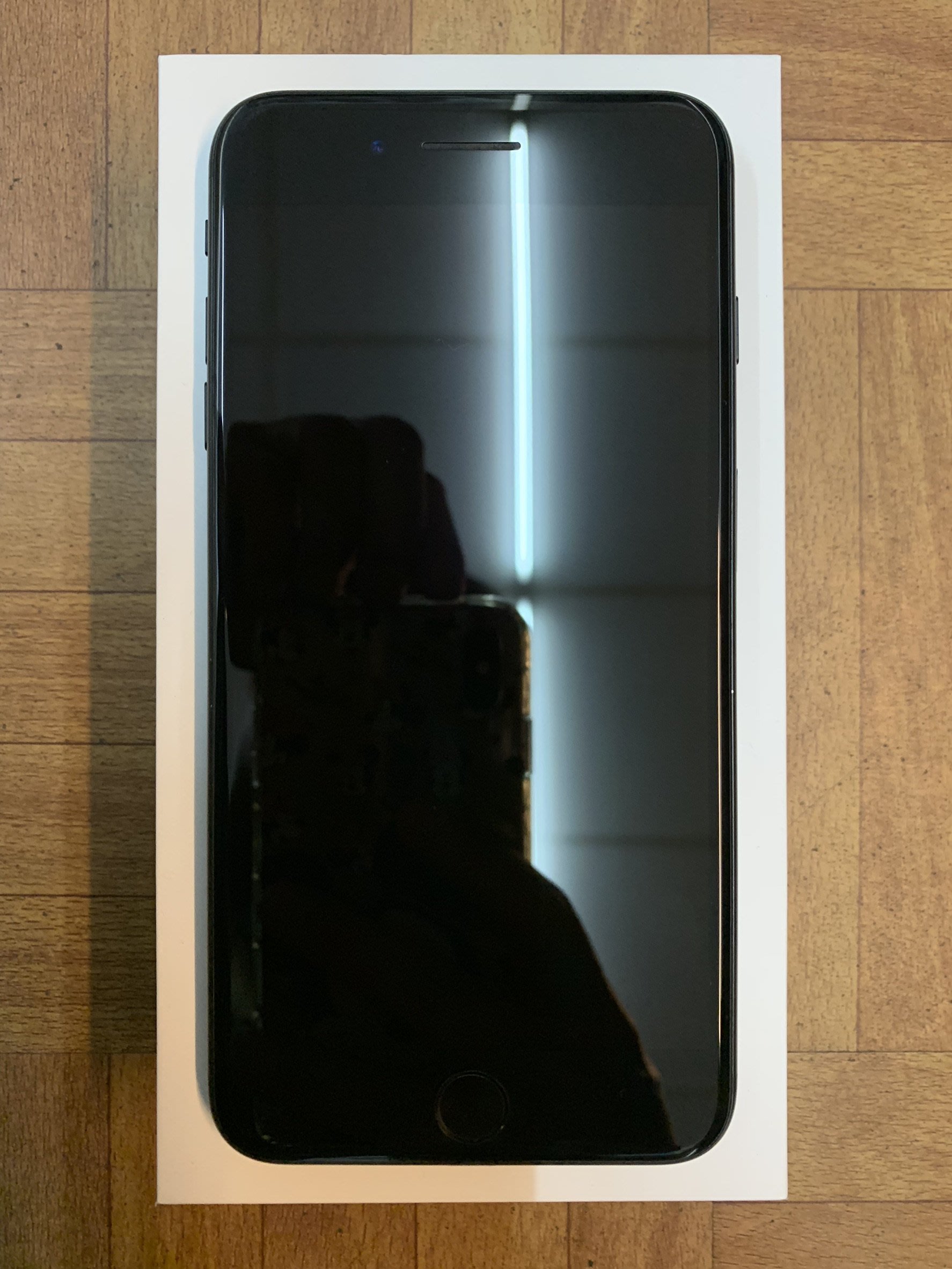 Iphone 7 Plus I7 128g I7 Plus 黑9成5新過保盒裝 二手中古 Yahoo奇摩拍賣